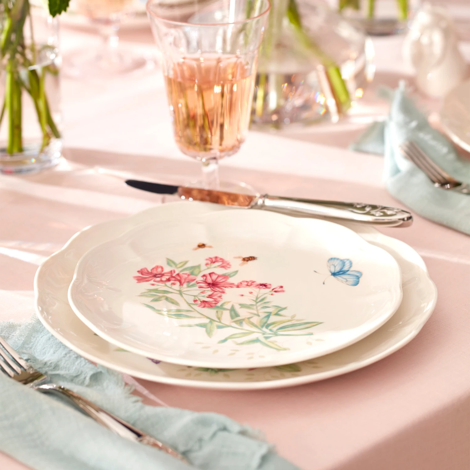 Lenox Butterfly Meadow 18-Piece Dinnerware Set - Image 5