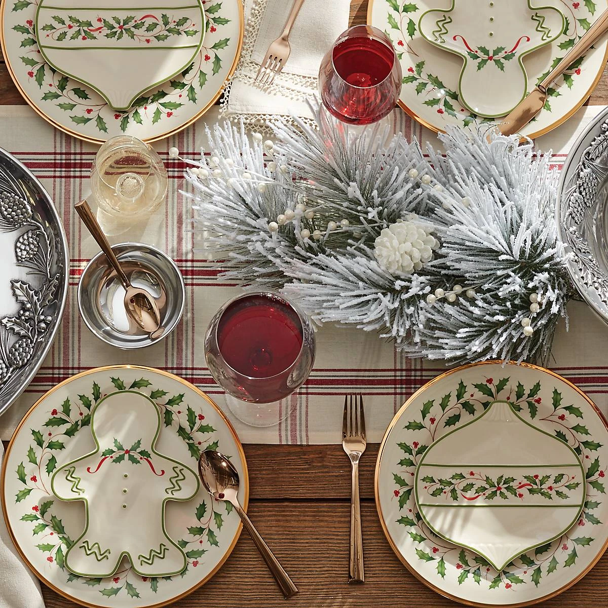 Lenox Holiday Gingerbread Man Accent Plate - Image 4