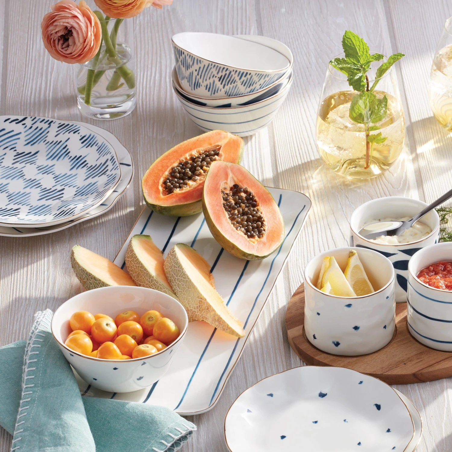 Lenox Blue Bay 4-Piece Dessert Bowl Set - Image 5