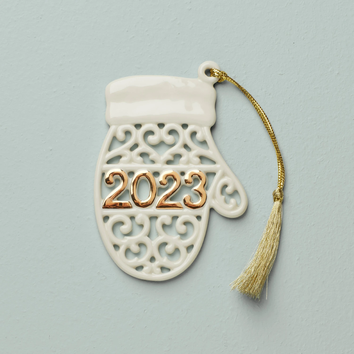 Lenox 2023 A Year To Remember Mitten Ornament